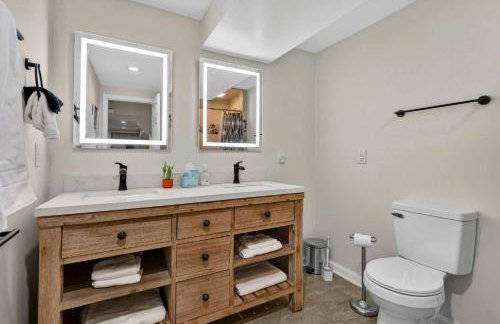 Riverfront w Hot Tub Game Room Fire Pit & More - Foto 43