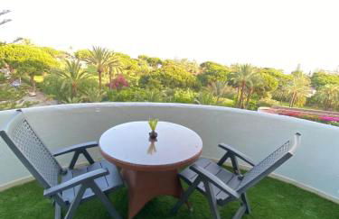 Marbella Beach View and Pool - Photo 10