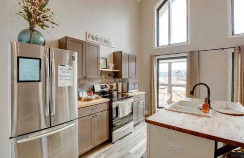 Lake Guntersville Getaway with Shared Boat Dock! - Foto 6