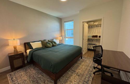 Upscale Escape 10 Min from Disneyland With Pool & Gym - Foto 58