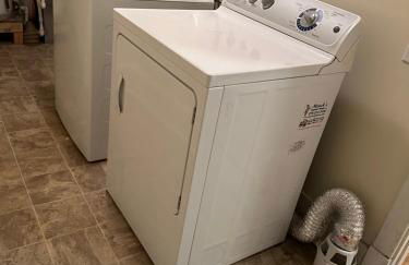 Roosters Crow Apartment Upper Level - Foto 3