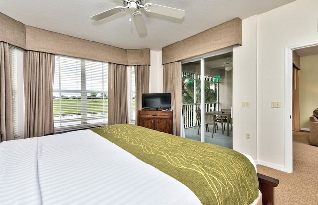 Genoa Vacation Rental: Stylish 2-BR Condo with Golf & Lake Views. Resort-Style Pool, Hot Tub, and Easy Access to Championship Golf. Minutes from Naples Beaches, 5th Avenue S, and Marco Island - Foto 5