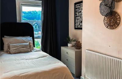 Perfect Booking 3 Bed Home in Abertillery - Foto 7