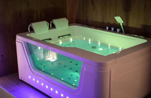 Spa Appartement Jacuzzi Privé Strasbourg - Foto 4