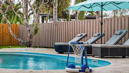 Heated Pool Villa with Mini Golf & Game Room Fort Lauderdale - Foto 3