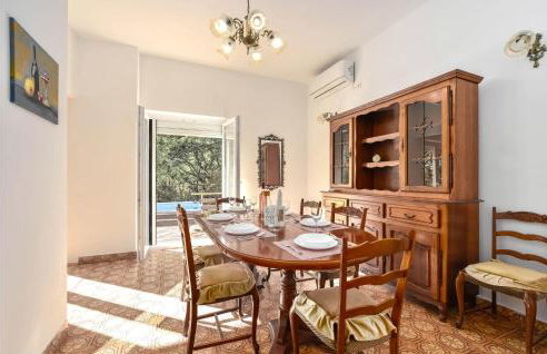 3 Bedroom Awesome Home In Srinjine - Photo 4