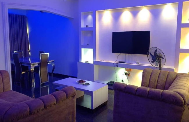 2 Bed-sleeps 4-free Parking-aircon - Foto 8