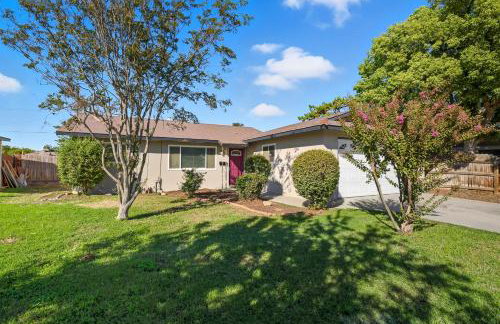 The Cozy Rustic Sequoia Wi-Fi & 2 Garage - Foto 6