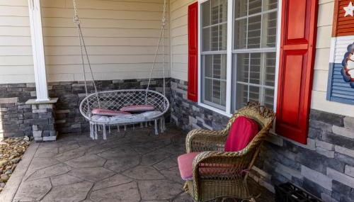 Deep Creek Retreat Hot Tub 85 inchTV all one level - Foto 5