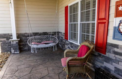 Deep Creek Retreat Hot Tub 85 inchTV all one level - Foto 5