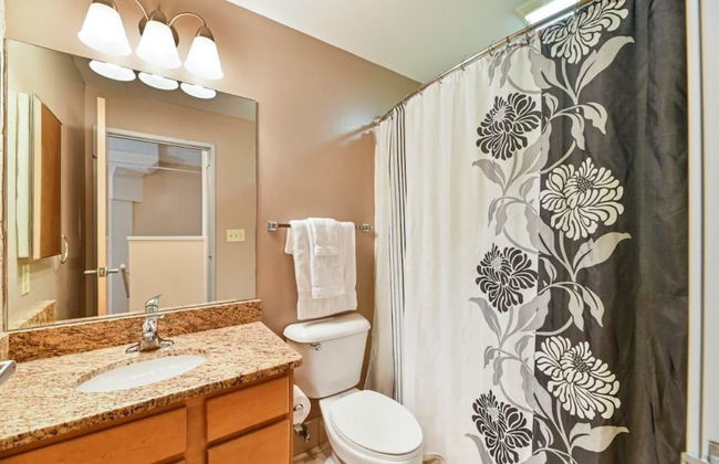 Bluebird Suites at the Warehouse District - Foto 11