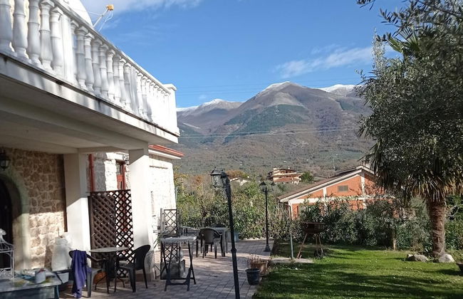 Captivating 1-bed Apartment in Gallinaro - Foto 7