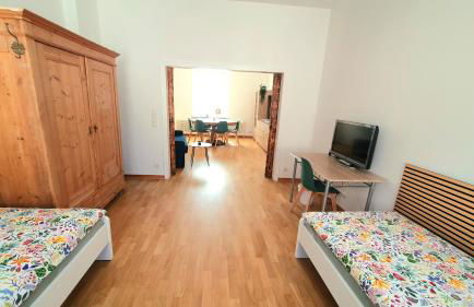 FRANKES SLEEP INN, Sauna, 3 Wohnungen 1, 2, 4 Zimmer - Foto 5