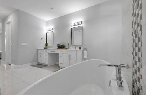 Cape Coral Oasis - Pool & Bintelli Golf Cart - Foto 42