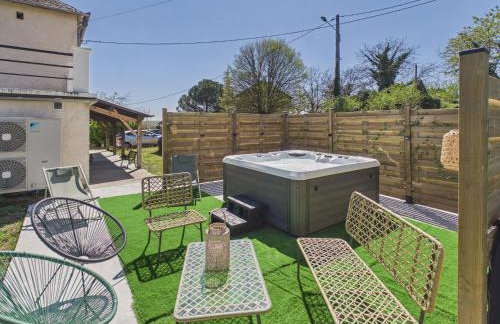 Grand jardin, terrasse et jacuzzi - maison pour 7 - Foto 28