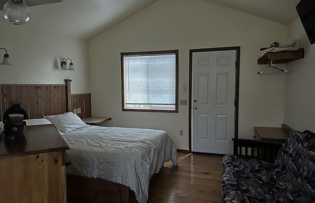 Glacier Peak Resort - Photo 16