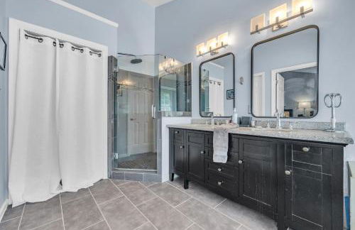 Lavish Abode! Newly Renovated and Decorated! - Foto 9