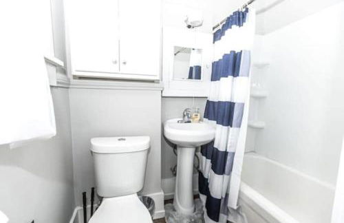 29th Street Trendy Lakeview Craftsman 8 - Foto 50