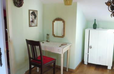 Kleine Villa im wilden Garten - Foto 13