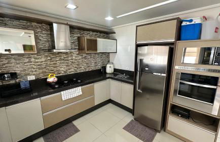 Casa com piscina, Até 8 pessoas, Garagem para 3 Carros - Photo 6