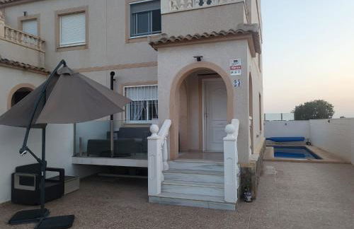 VAO Holiday Rentals-Villa with Pool on New Sierra Golf - Foto 2