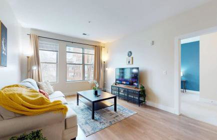 Modern Comforts Free Gym Access - Foto 21