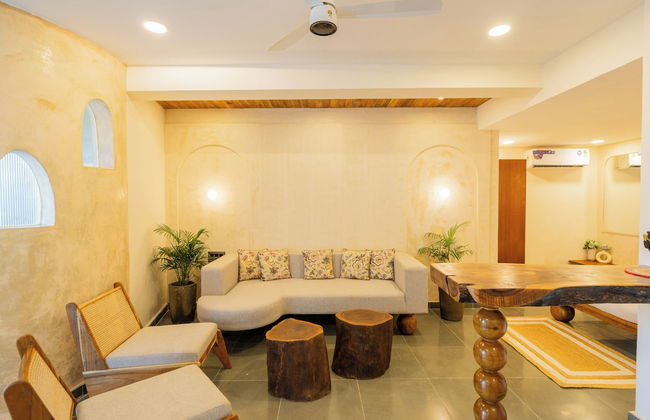 La Vaiencia Luxury Apartments - Photo 1