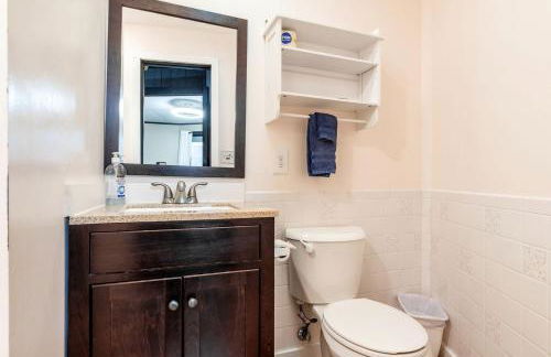 Stunning Cabin Getaway Perfect for Large Groups Situated in Boyne Falls, Michigan - Photo 38