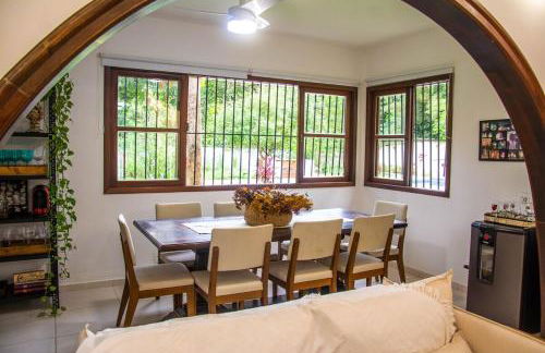 Ampla casa com piscina para família e amigos - Foto 23