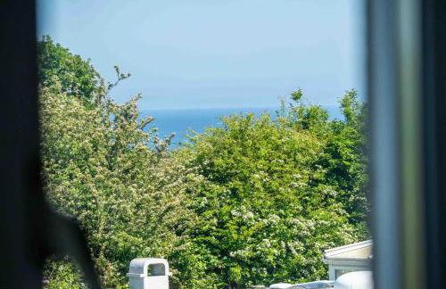 Larkfield - 3 Bedroom Holiday Home - Penally - Photo 11