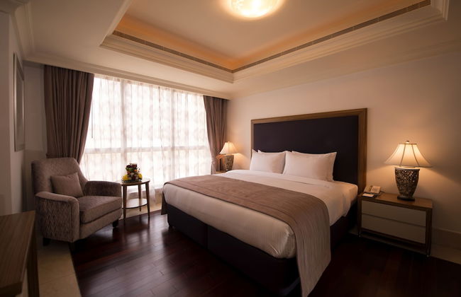 Roda Amwaj Suites - Photo 8