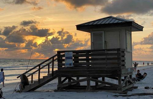 BLUE OASIS An inviting downtown Sarasota retreat - Foto 38