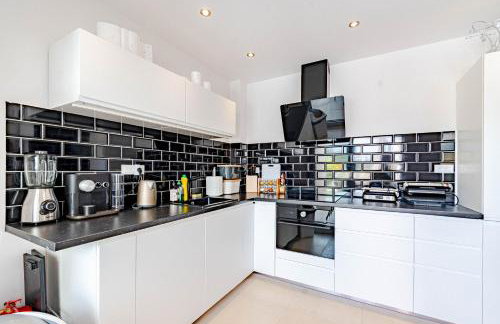 Suartini Apartmani Račišće - Photo 8