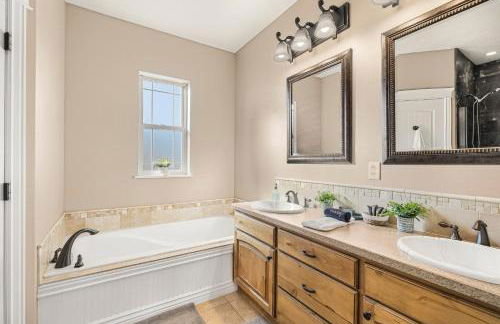 Teton Harmony by KABINO Hot Tub Pool Table Fire Pit Mtn Views 2 Levels 2 Living Rooms WiFi Grill - Foto 24