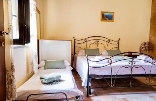 Calàmi - Villa Romeo - Private Apartments with Pool, Seaview & Olive Grove - Foto 26