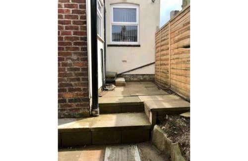 Stylish 3 Bedroom House Only 5 Mins From M6/m58 - Foto 57