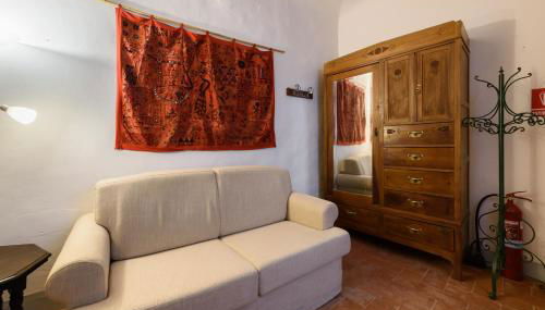 Casa torre via de' Neri by Mmega - Foto 4, wardrobe