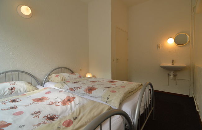 Snug Apartment in Schin op Geul Near Public Pool - Photo 12