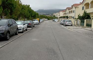 Alojamento - Apartamento ou quarto - Estacionamento à porta - Foto 48