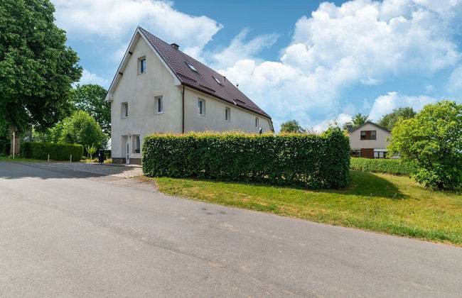 Family Villa Near Lake - Photo 34