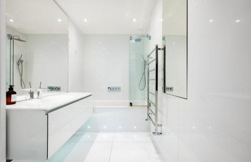 Apt with Aircon 3 Bedr, 4 Beds, 2 Bath Trafalgar SQ - Foto 24