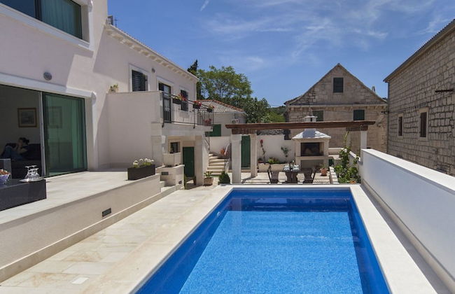 Modern Villa in Povlja With Pool - Foto 14