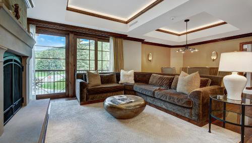 Remodeled 3 Bedroom Valley View at Ritz Carlton condo - Foto 5