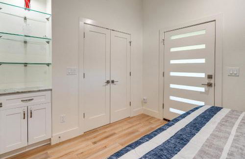 4 Mi to UT Austin Bright and Modern Family Home - Photo 12