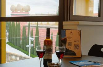Ático vistas al Museo Dalí - Serena Stays - Foto 30