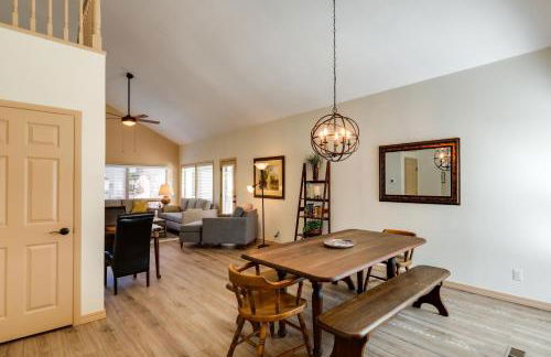 6 Mi to Downtown Flagstaff Townhome with Deck - Foto 8