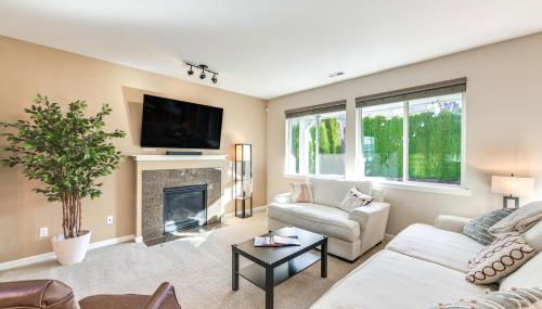 Spacious Kent Home Near SeaTac Airport with Patio - Foto 5