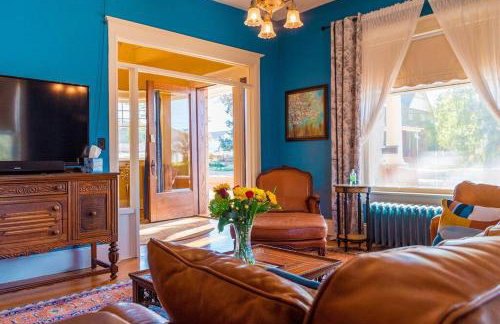 Maple House Large Vacation Home, Sleeps 7 Pet Friendly Great Location - Foto 1