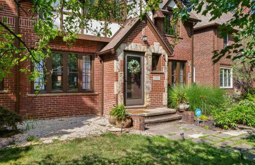 The Knocking Bird- Mins to CLE Clinic - Foto 75