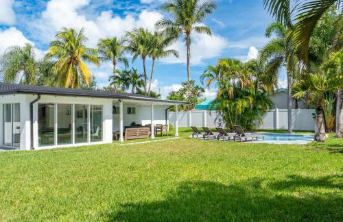 Delilas Chic 3 Bedroom 2 bath Abode with Heated Pool - Foto 57